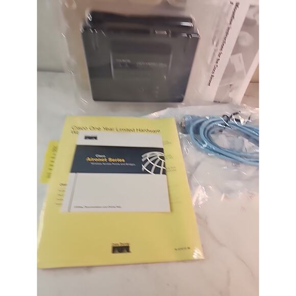 NEW Cisco Aironet 350 AIR-AP352E2C Wireless Access Point Open Box - Picture 3 of 6